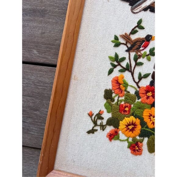 Vintage 1970s Crewel Florals - Picture 6 of 6